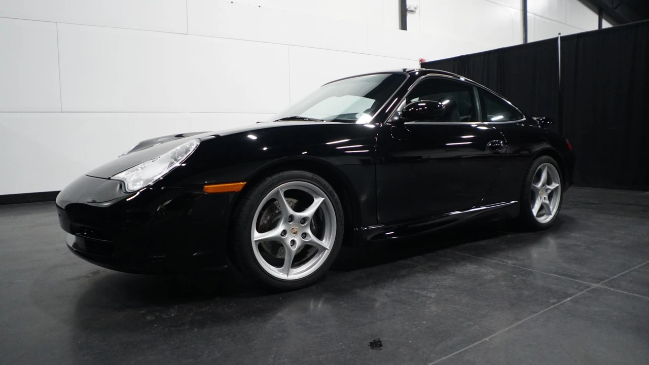 2002 Porsche 996 Carrera - Image 6 of 31