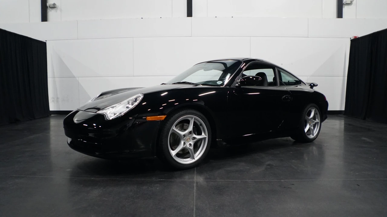 2002 Porsche 996 Carrera - Image 9 of 31