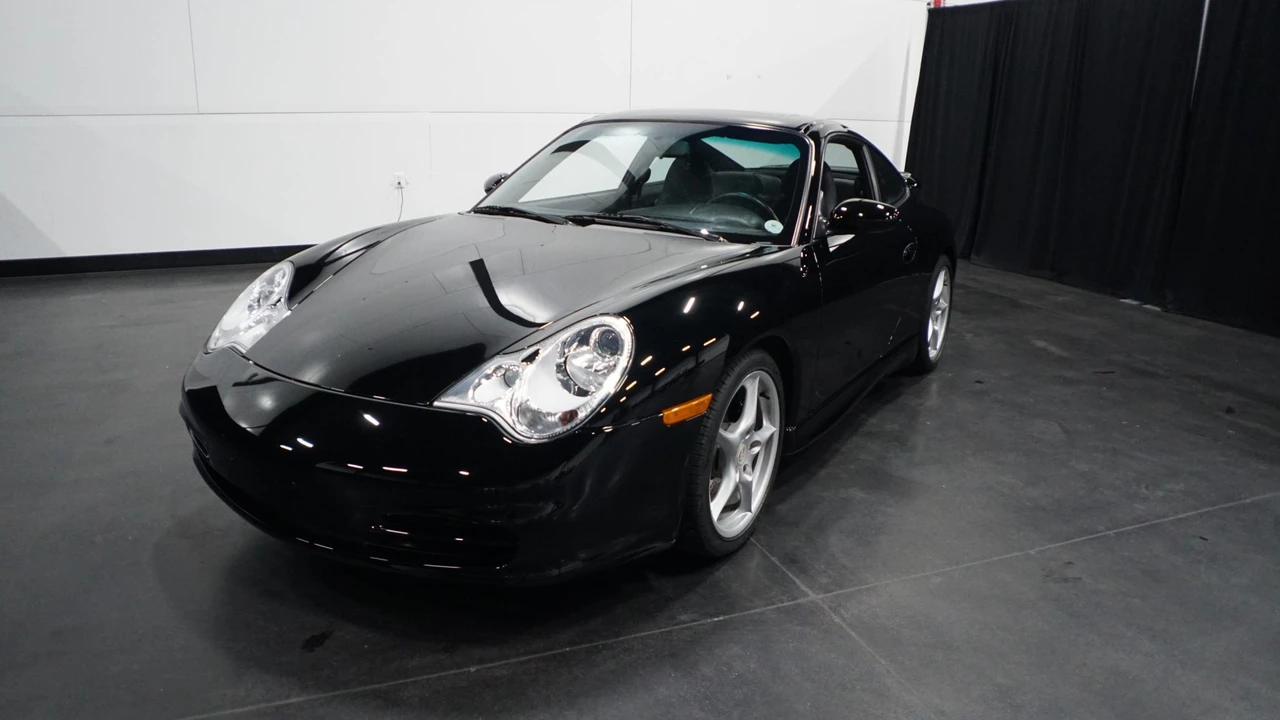 2002 Porsche 996 Carrera - Image 4 of 31