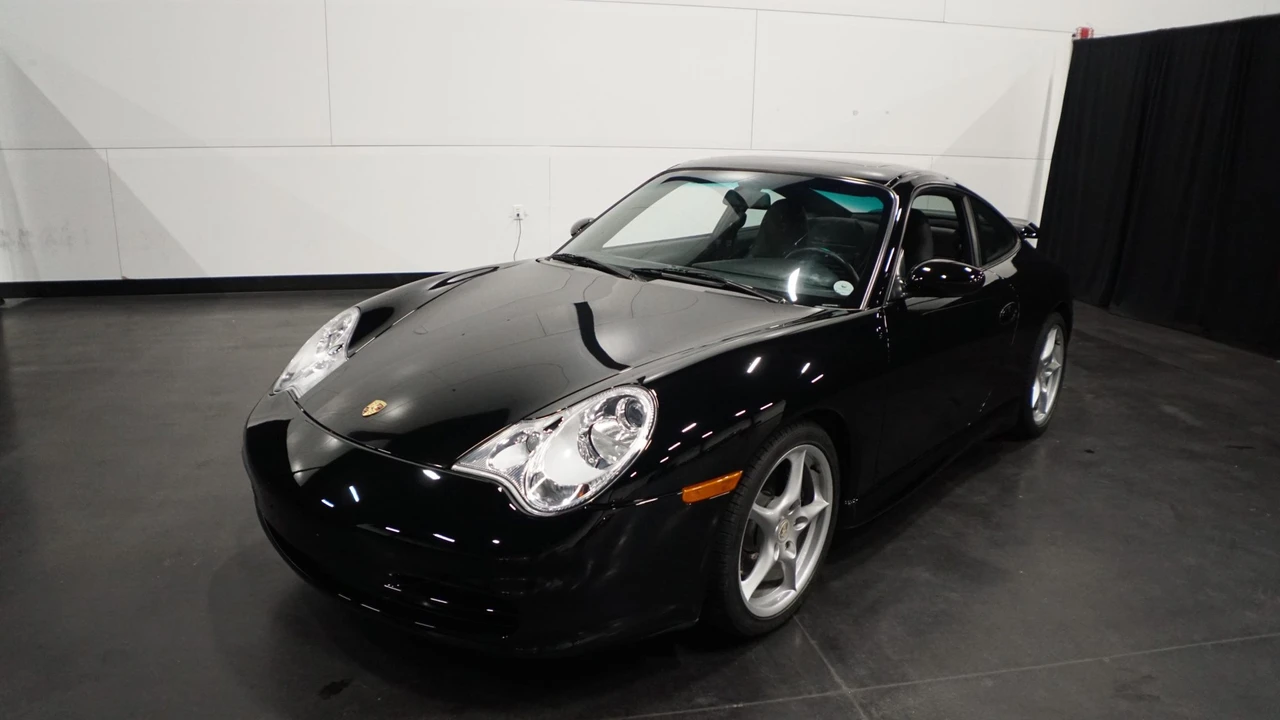 2002 Porsche 996 Carrera - Image 5 of 31