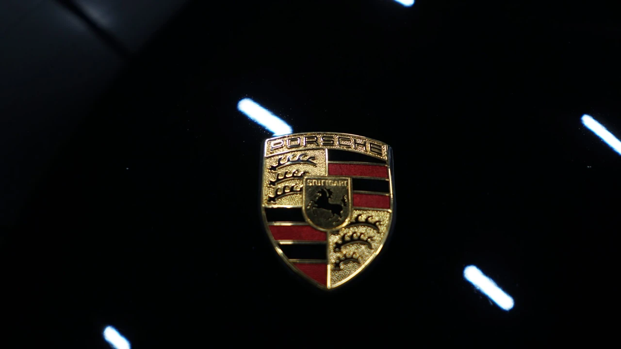 2002 Porsche 996 Carrera - Image 26 of 31