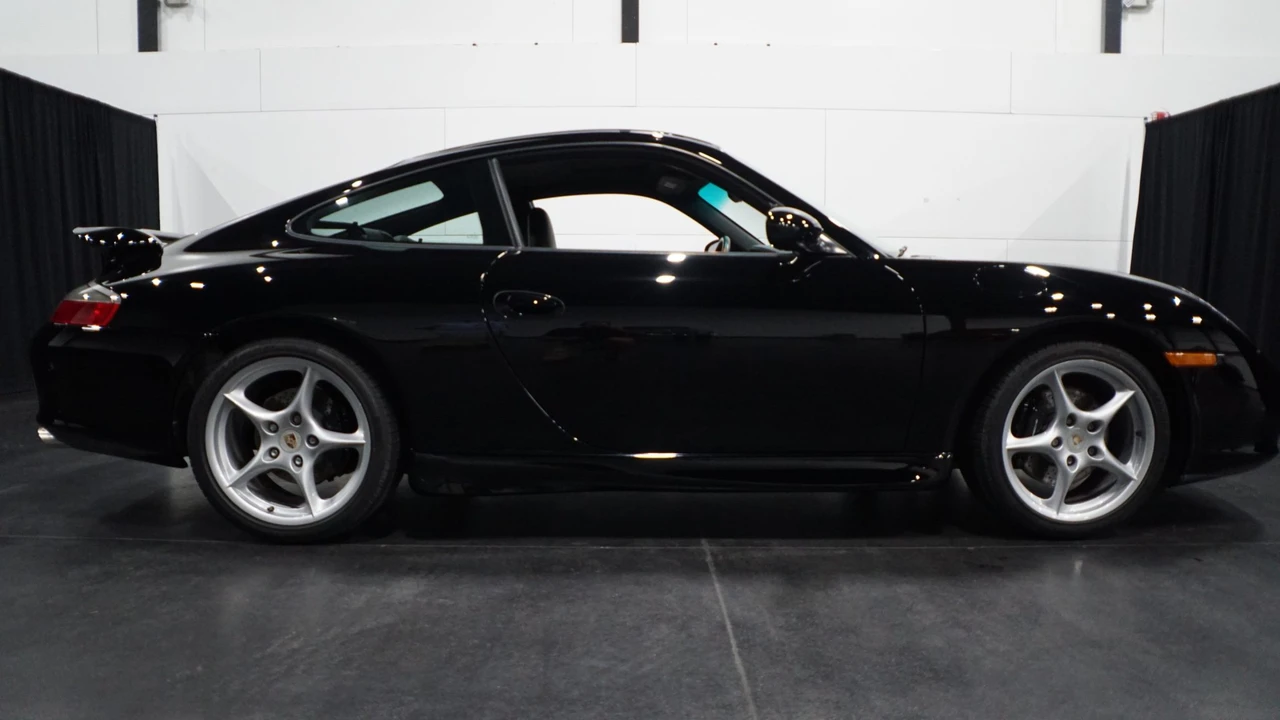 2002 Porsche 996 Carrera - Image 20 of 31
