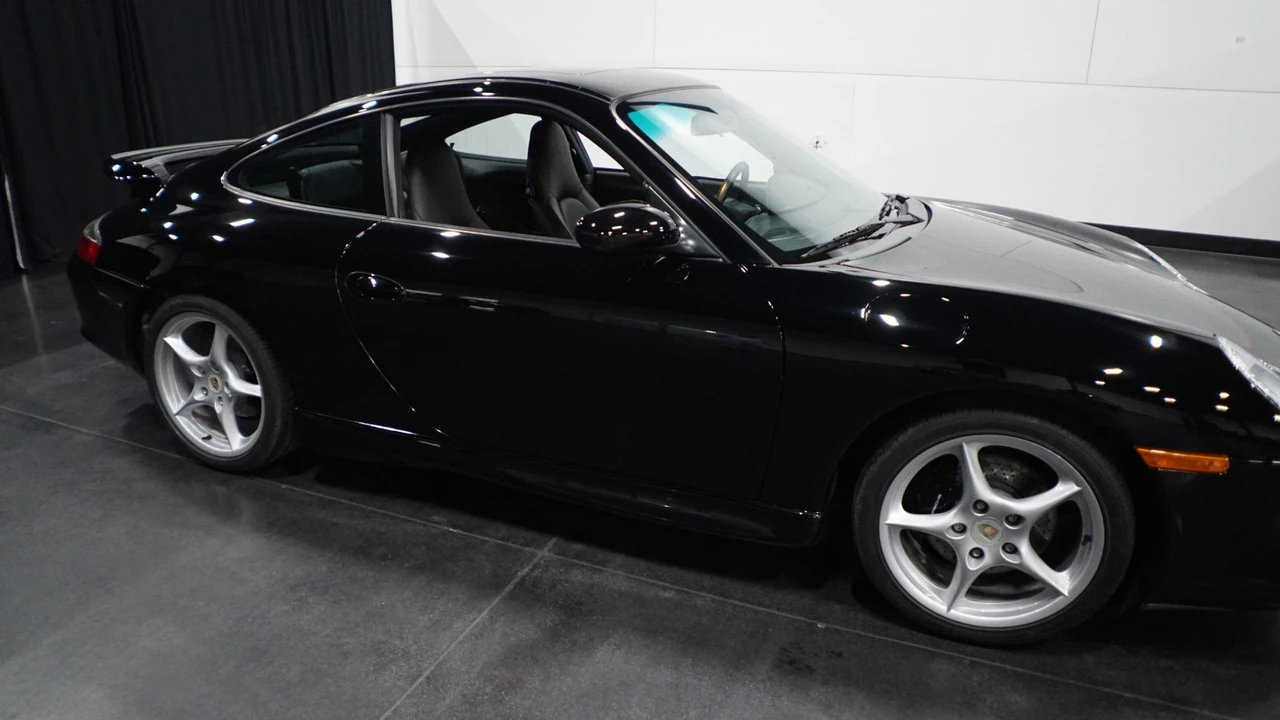 2002 Porsche 996 Carrera - Image 21 of 31