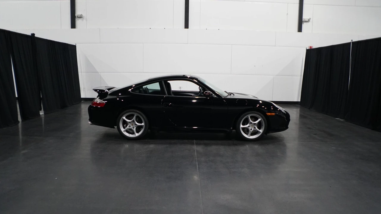 2002 Porsche 996 Carrera - Image 18 of 31
