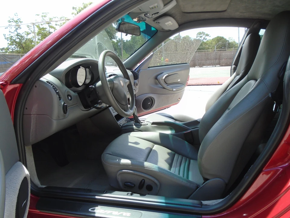 2002 Porsche 996 Carrera - Image 24 of 31