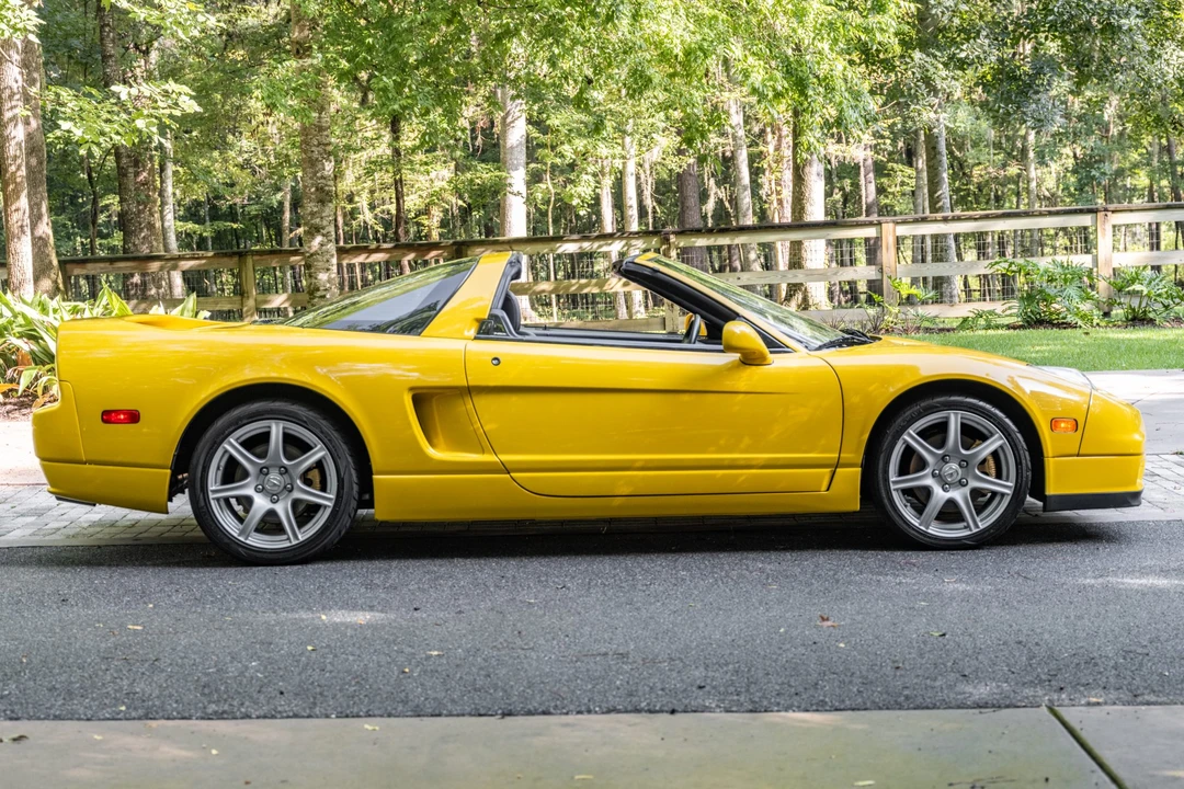 2003 Acura NA2 NSX - Image 12 of 31