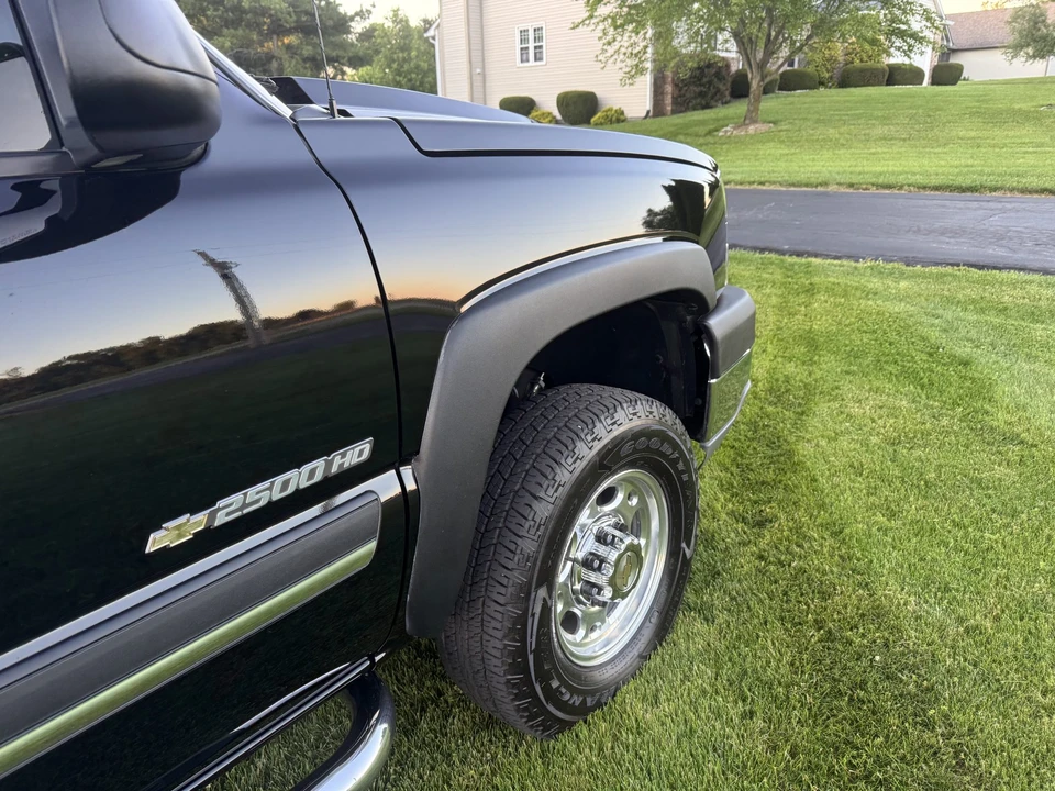 2003 Chevrolet Silverado Heavy Duty 1st Gen - Image 18 of 31