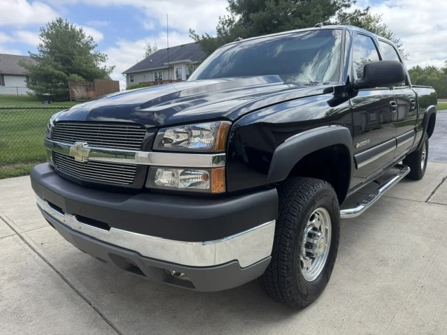 2003 Chevrolet Silverado Heavy Duty 1st Gen - Image 2 of 31