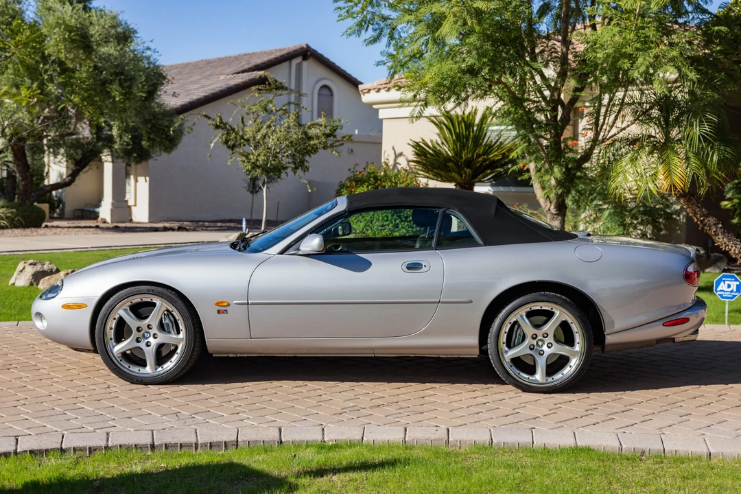 2003 Jaguar X100 XKR - Image 10 of 31