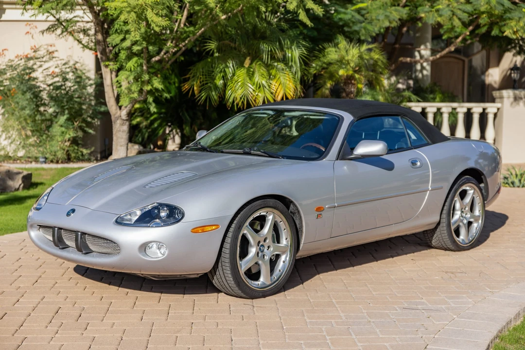 2003 Jaguar X100 XKR - Image 9 of 31