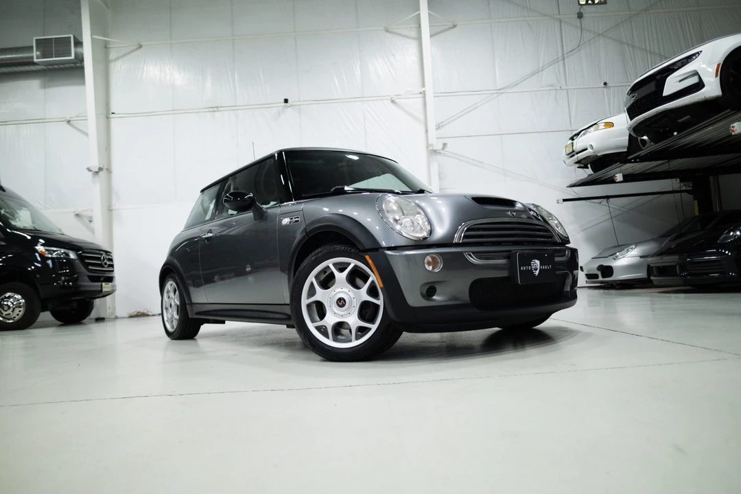 2003 Mini Mini Cooper S 1st Gen - Image 9 of 31