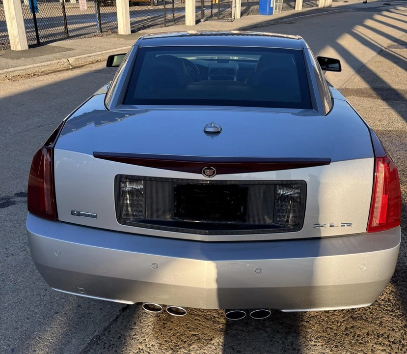 2004 Cadillac XLR - Image 13 of 31