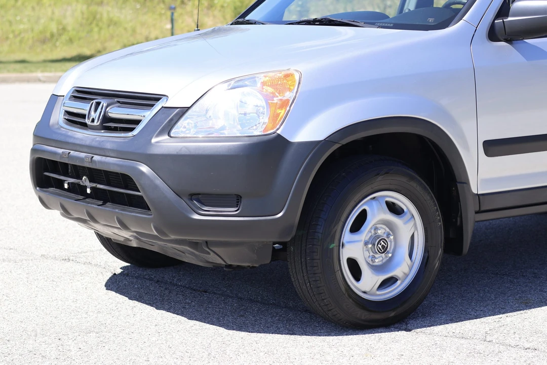 2004 Honda CR-V 2nd Gen - Image 20 of 31