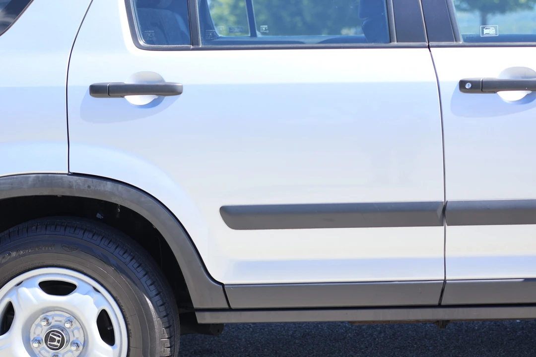 2004 Honda CR-V 2nd Gen - Image 28 of 31