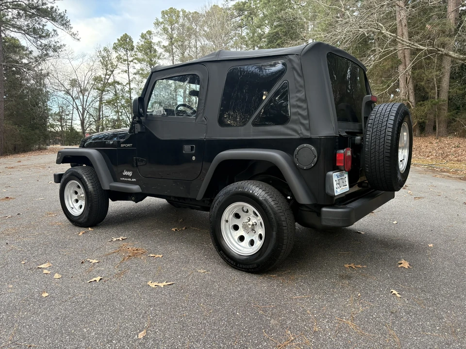 2004 Jeep TJ Wrangler - Image 10 of 31