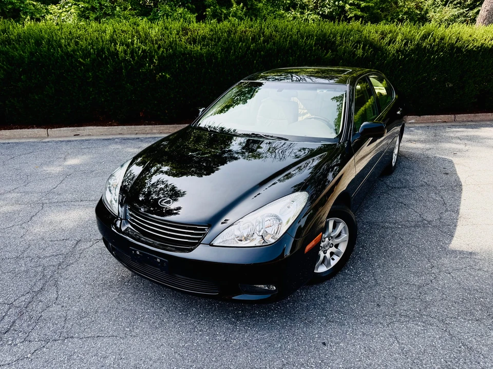 2004 Lexus ES 4th Gen - Image 5 of 31