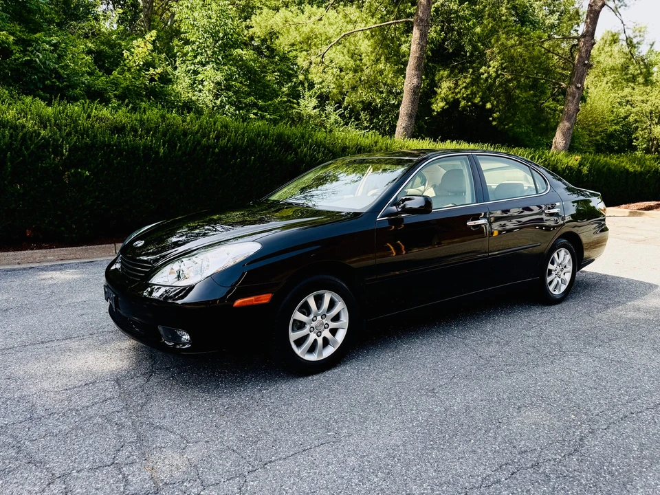 2004 Lexus ES 4th Gen - Image 8 of 31