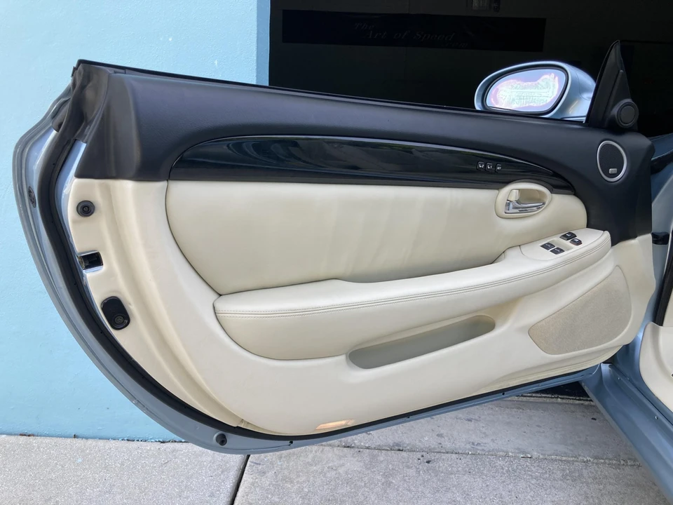 2004 Lexus SC430 - Image 19 of 31