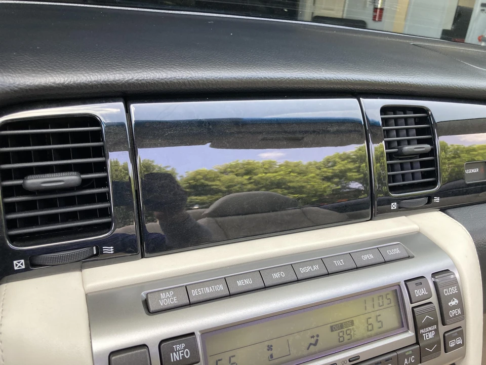 2004 Lexus SC430 - Image 28 of 31