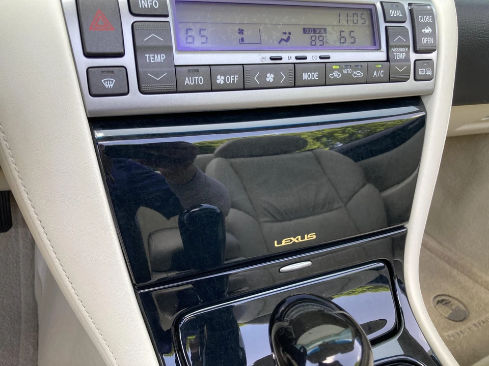 2004 Lexus SC430 - Image 30 of 31