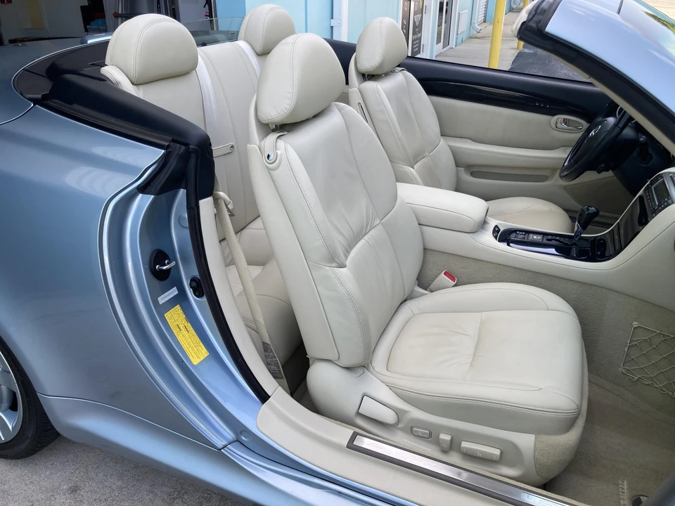 2004 Lexus SC430 - Image 20 of 31
