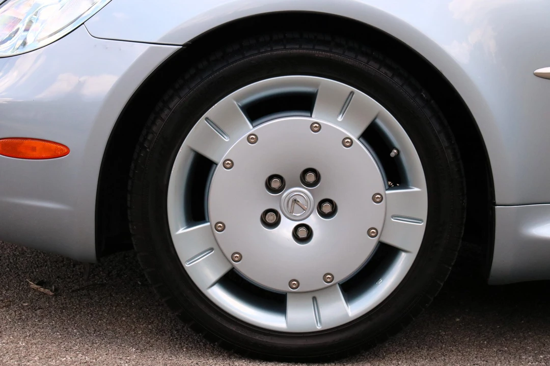 2004 Lexus SC430 - Image 13 of 31