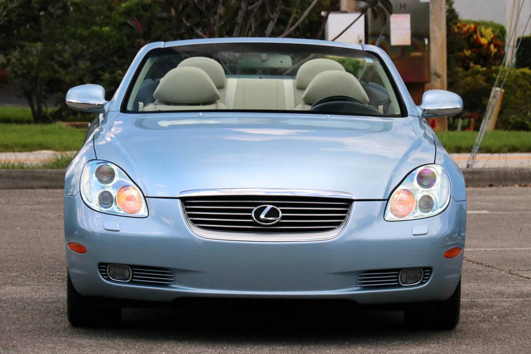 2004 Lexus SC430 - Image 3 of 31