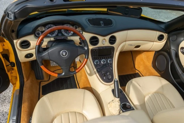 2004 Maserati Spyder - Image 5 of 8