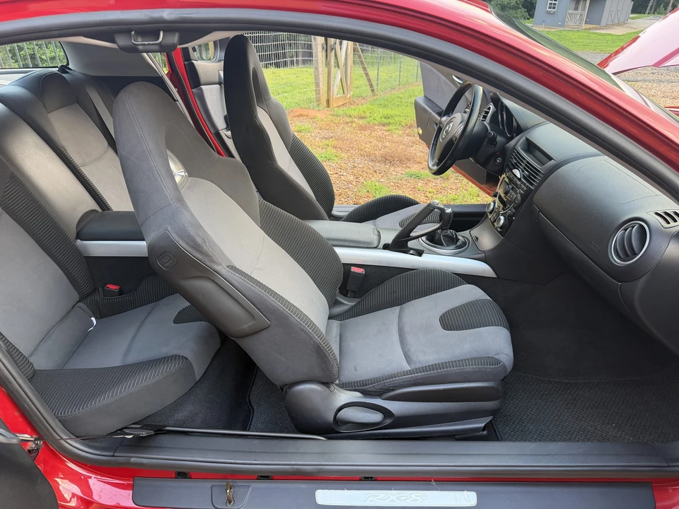 2004 Mazda RX-8 1st Gen - Image 30 of 31