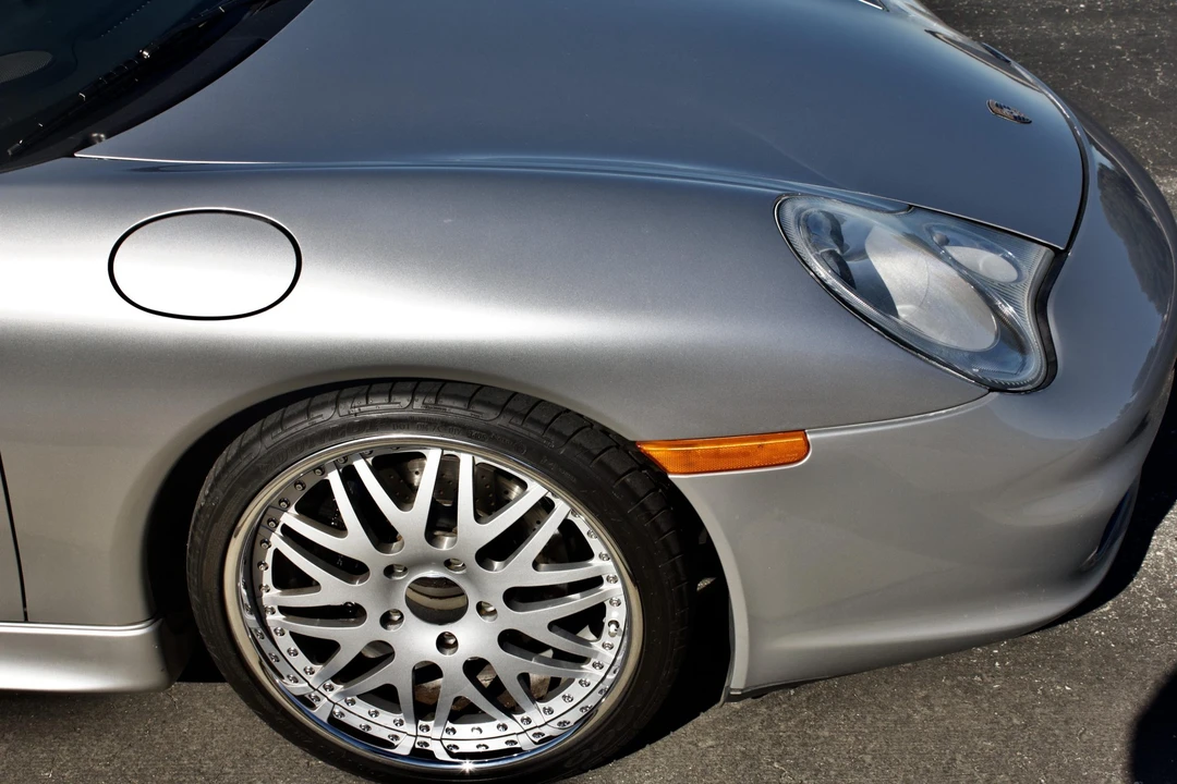 2004 Porsche 996 Carrera - Image 24 of 31