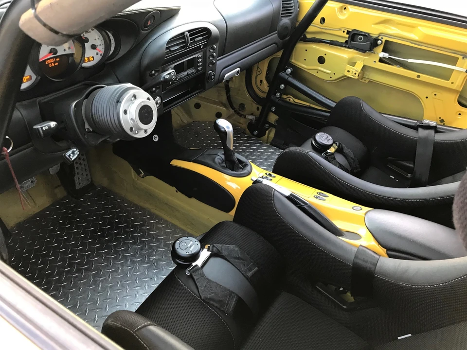 2004 Porsche 996 GT3 - Image 19 of 31