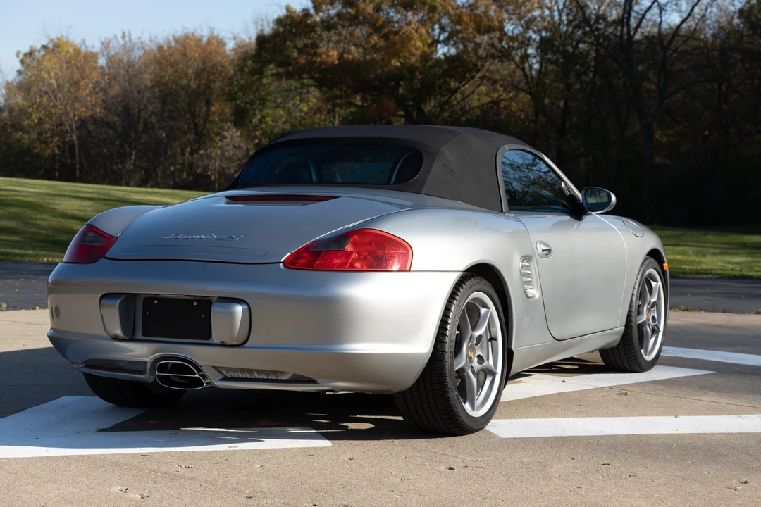 2004 Porsche 986 Boxster S - Image 14 of 31
