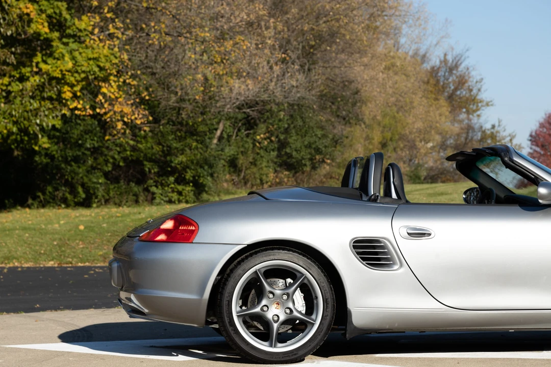 2004 Porsche 986 Boxster S - Image 16 of 31