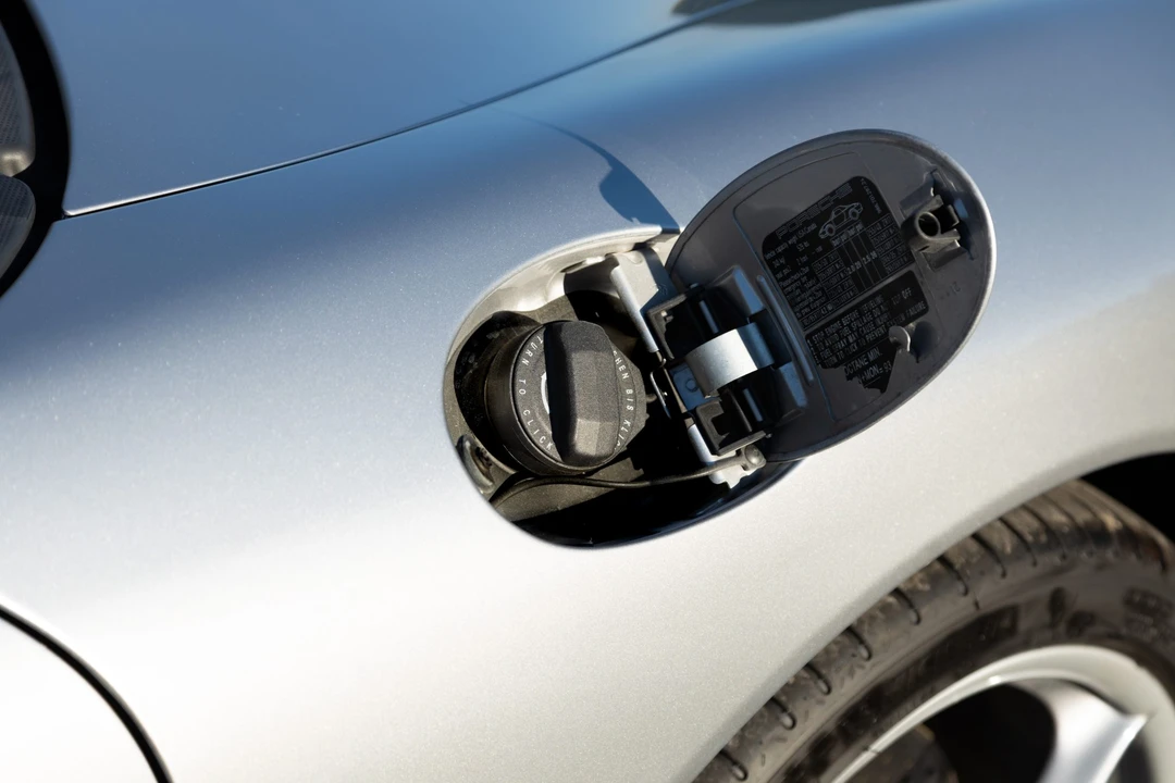 2004 Porsche 986 Boxster S - Image 25 of 31