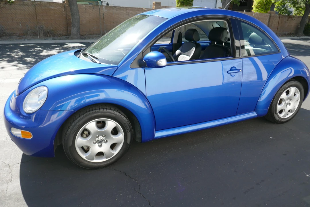 2004 Volkswagen New Beetle - Image 10 of 31