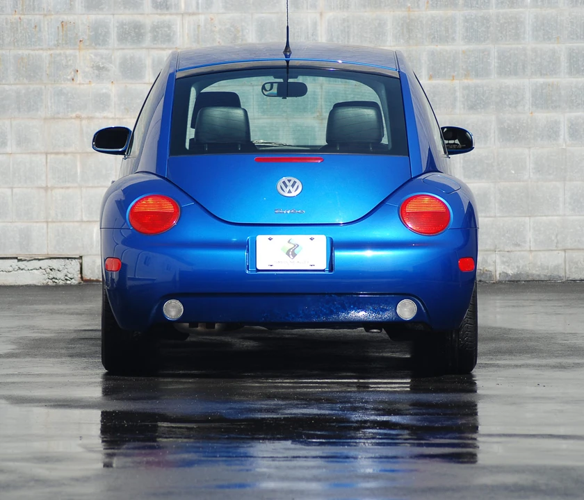 2004 Volkswagen New Beetle - Image 7 of 31