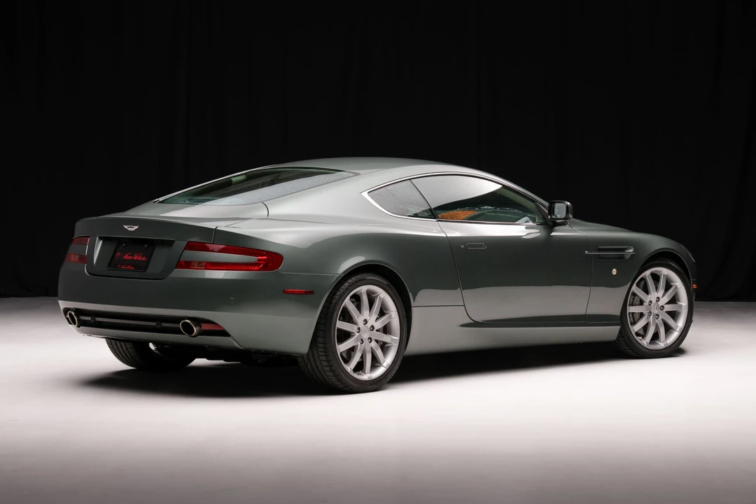2005 Aston Martin DB9 - Image 11 of 31
