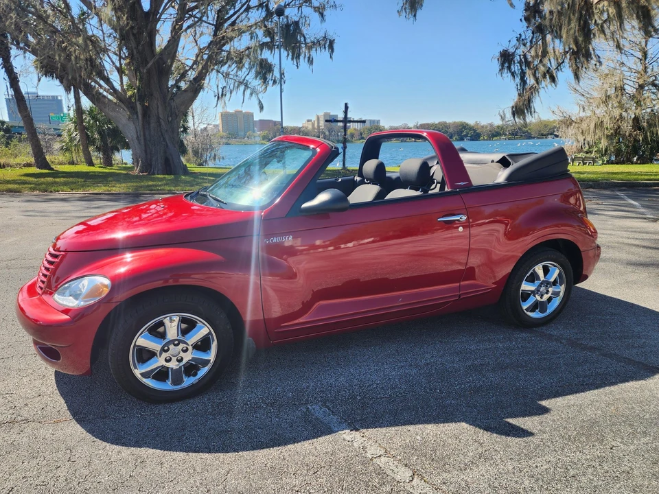 2005 Chrysler PT Cruiser - Image 17 of 31