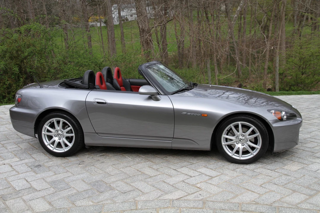 2005 Honda AP2 S2000 - Image 8 of 31