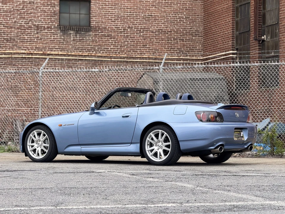 2005 Honda AP2 S2000 - Image 12 of 31