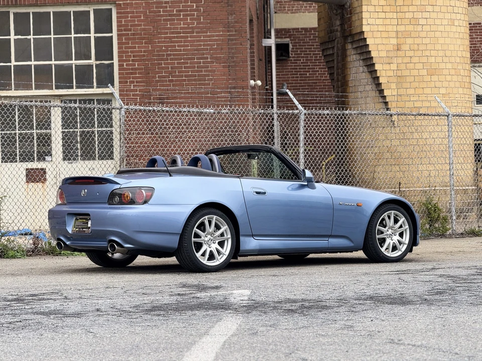 2005 Honda AP2 S2000 - Image 8 of 31