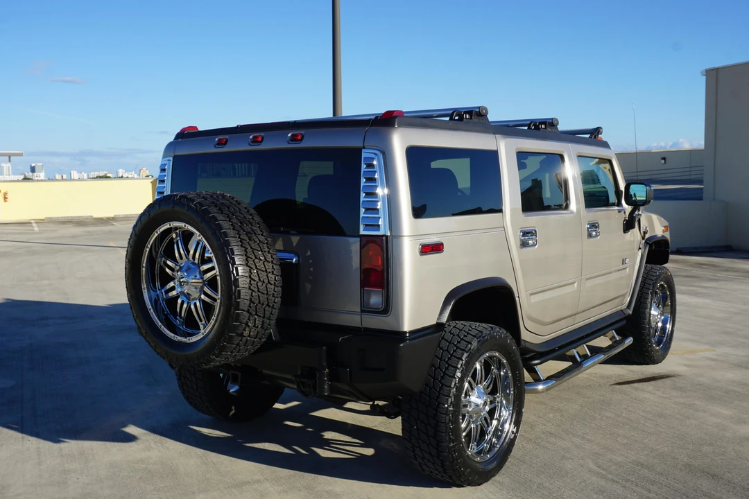 2005 Hummer Hummer H2 - Image 14 of 31