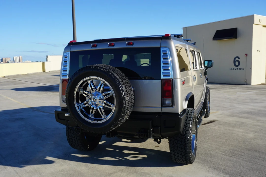 2005 Hummer Hummer H2 - Image 15 of 31