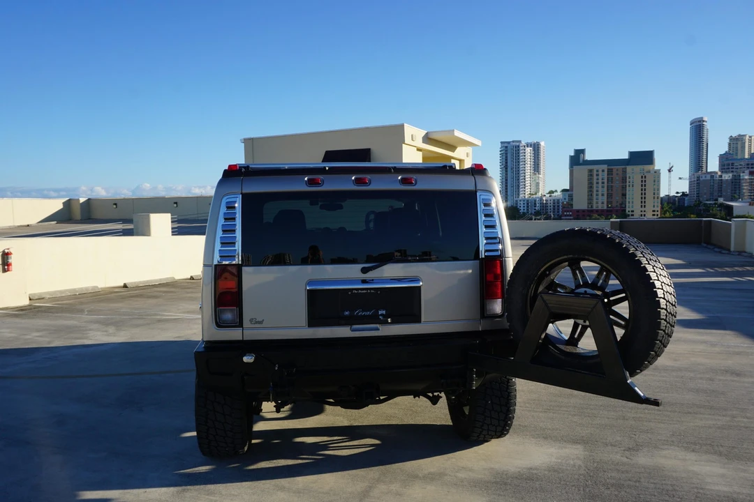 2005 Hummer Hummer H2 - Image 16 of 31