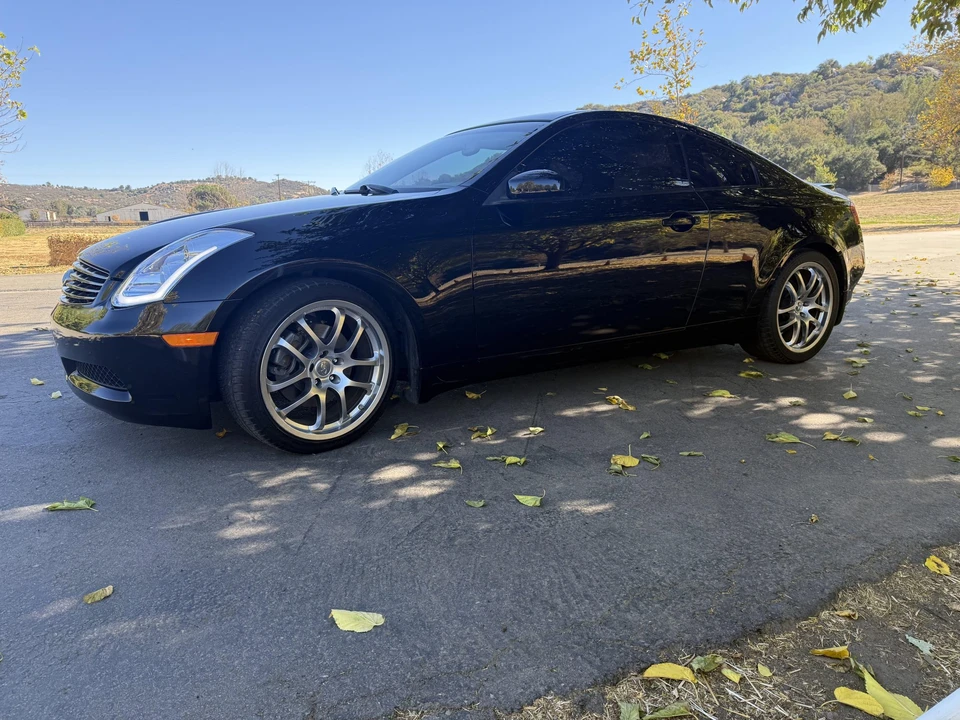 2005 Infiniti G35 3rd Gen - Image 2 of 31