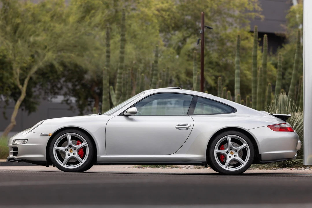 2005 Porsche 997 Carrera S - Image 19 of 31