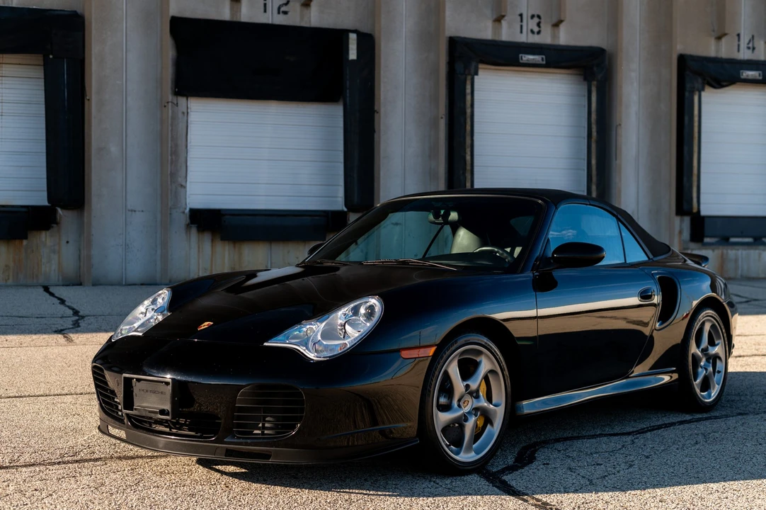 2005 Porsche 996 Turbo - Image 9 of 31