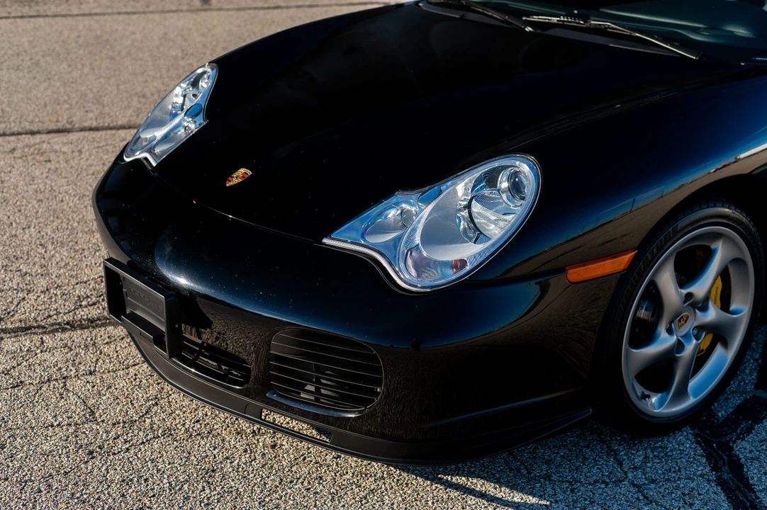 2005 Porsche 996 Turbo - Image 16 of 31