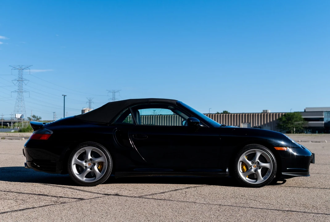 2005 Porsche 996 Turbo - Image 14 of 31