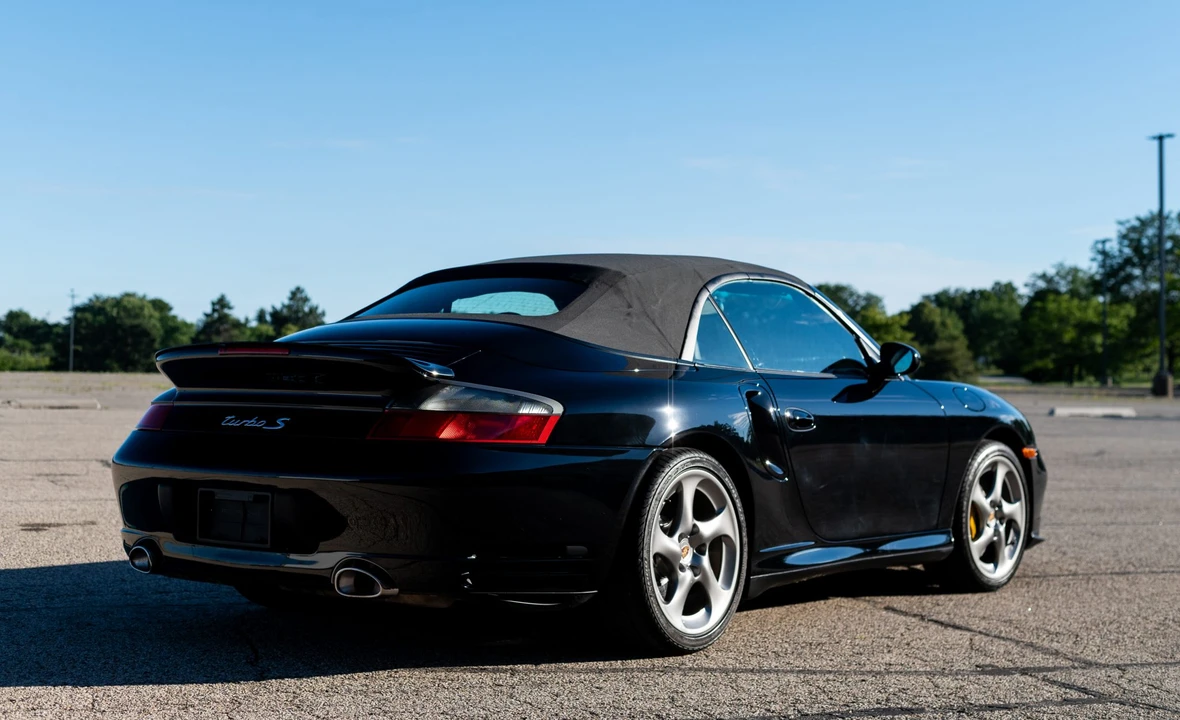 2005 Porsche 996 Turbo - Image 12 of 31